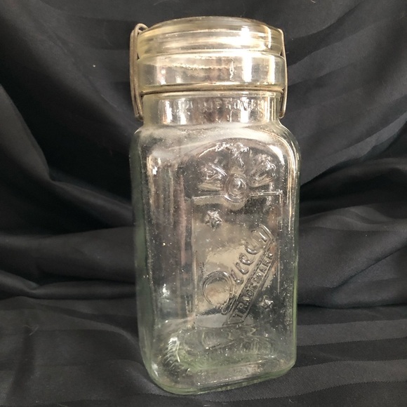 Antique Queen Quart Canning Jar - Picture 1 of 16